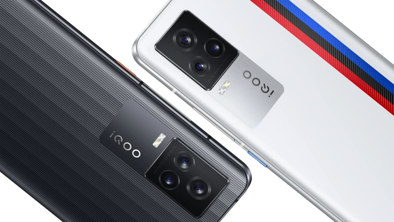 iQOO 7官方渲染图展示了其黑白版本
